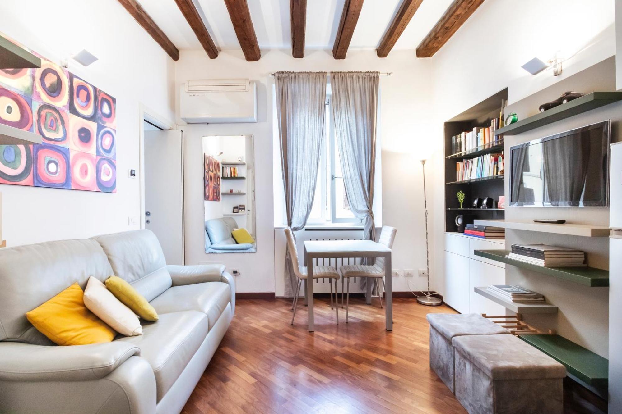 Cosy And Bright Flat In The Heart Of Porta Venezia Apartment Milan Bagian luar foto